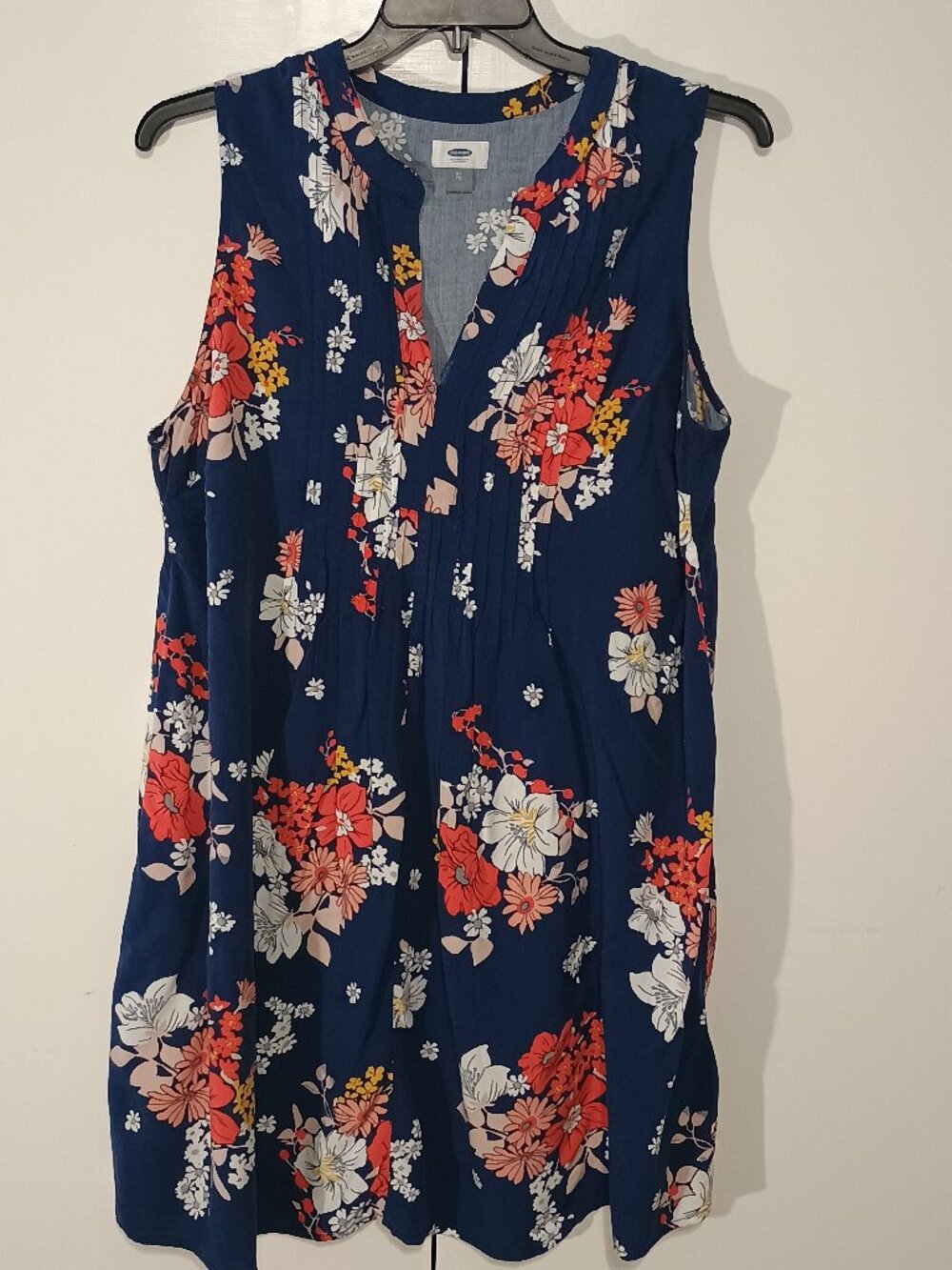 Old Navy XL Navy Floral Sleeveless Split Neck Pintuck Rayon Summer Dress - Picture 2 of 8